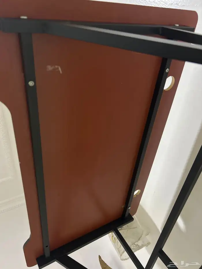 طاولة قيمنق صغيره 2