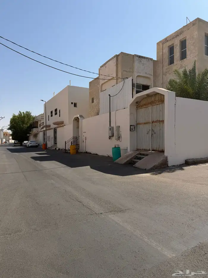 للبيع فيلا سكنية بالزبارة 3