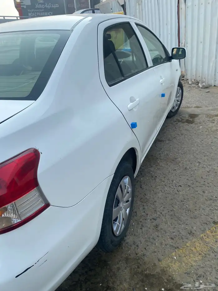 يارس مديل 2010للبيع 2