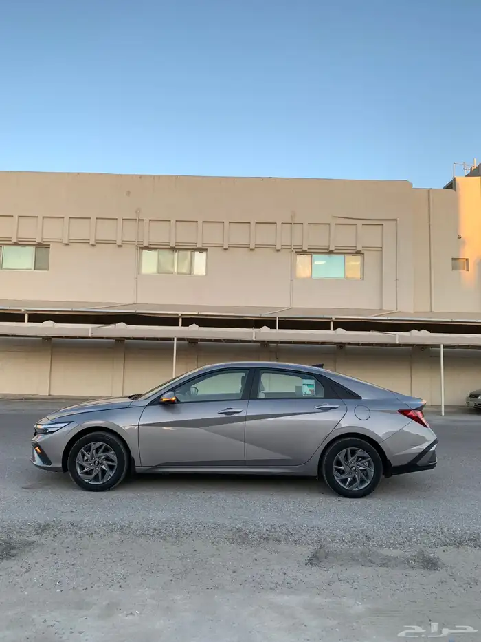 هونداي انترا 2024 5