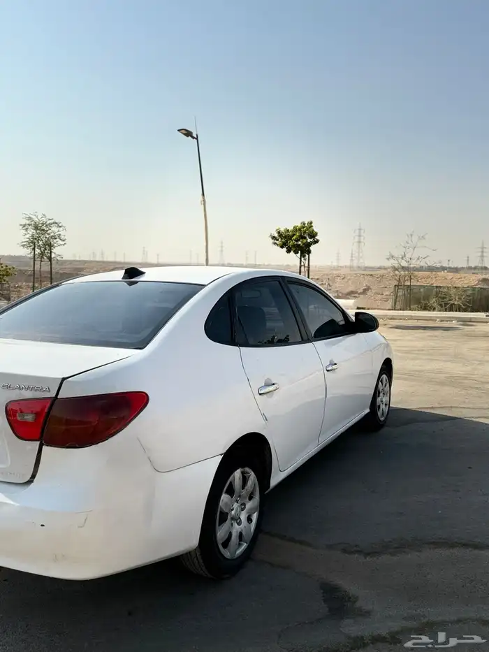هونداي النترا 2011 Hyundai Elantra 4
