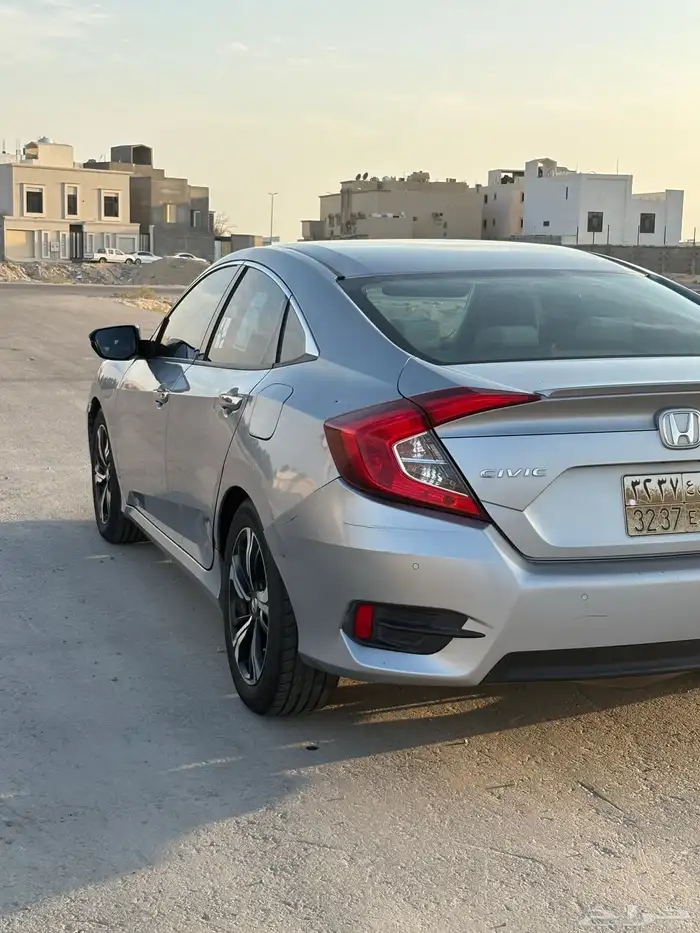 هوندا يسفك 2018 3