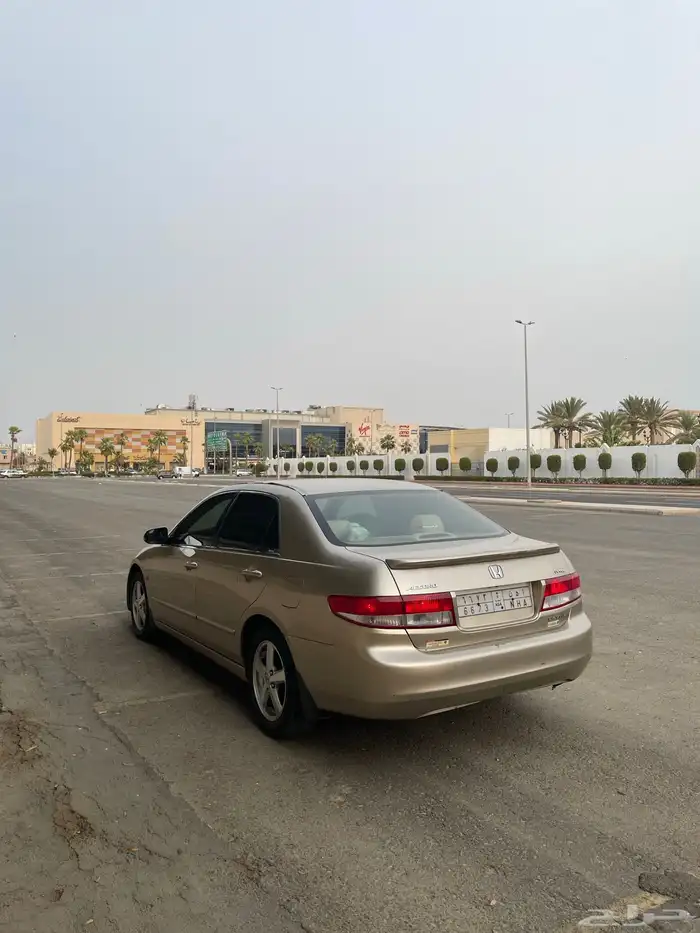 هوندا اكورد 2004 LX فل كامل 4