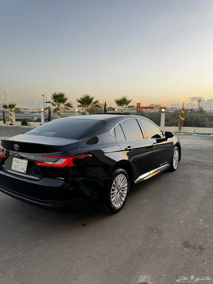 كامري 2025 LE اسود سعودي 3