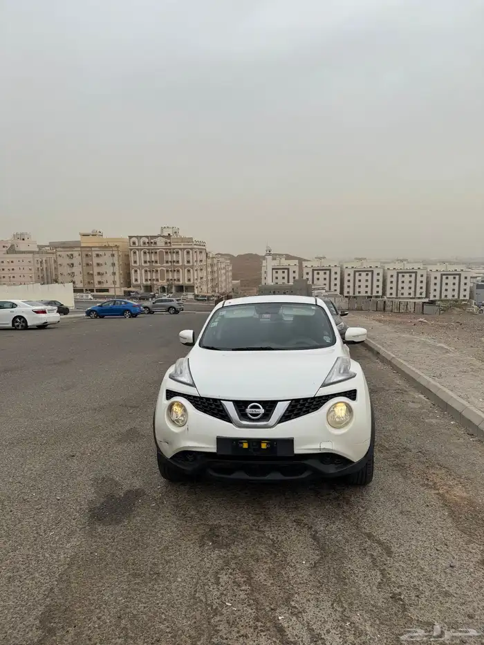 جيب نيسان جوك 2016 ابيض 12