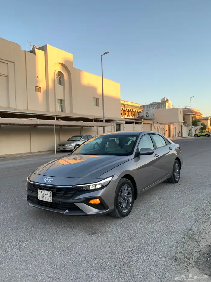 هونداي انترا 2024 3