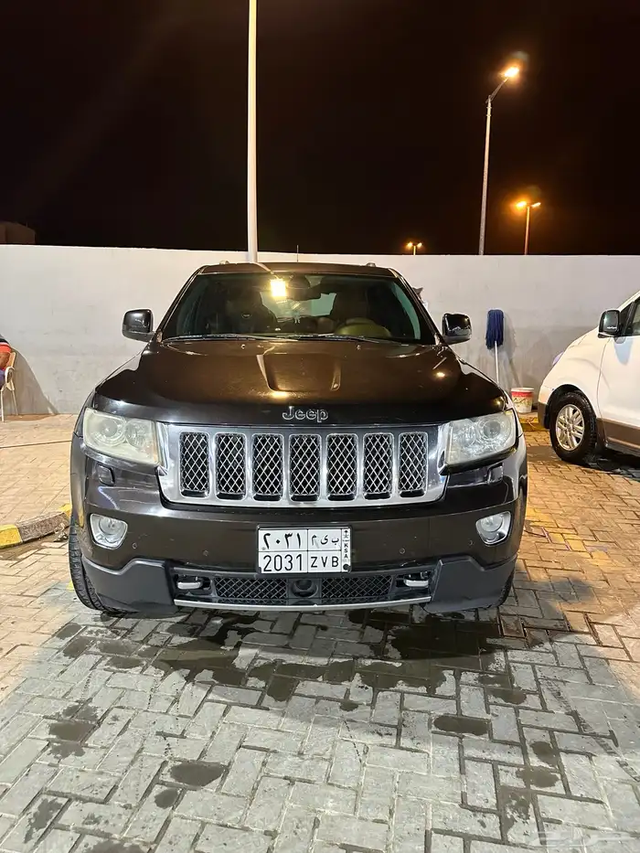 جيب جراند شيروكي اوفرلاند 2013 v8 5.7 للبيع 15