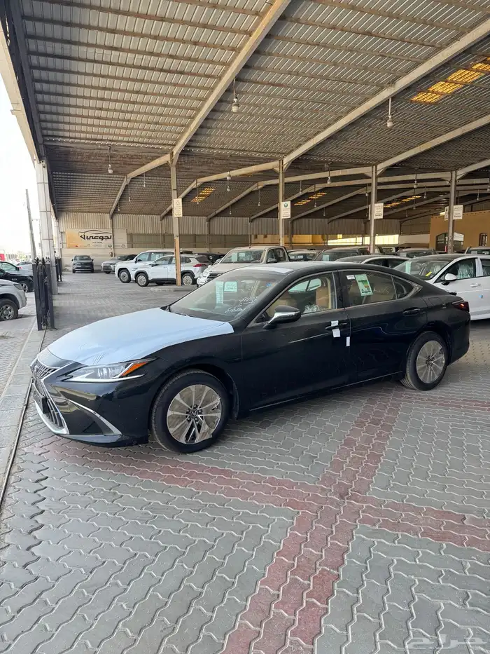لكزس ES300h فئة AH هايبرد 2025 0