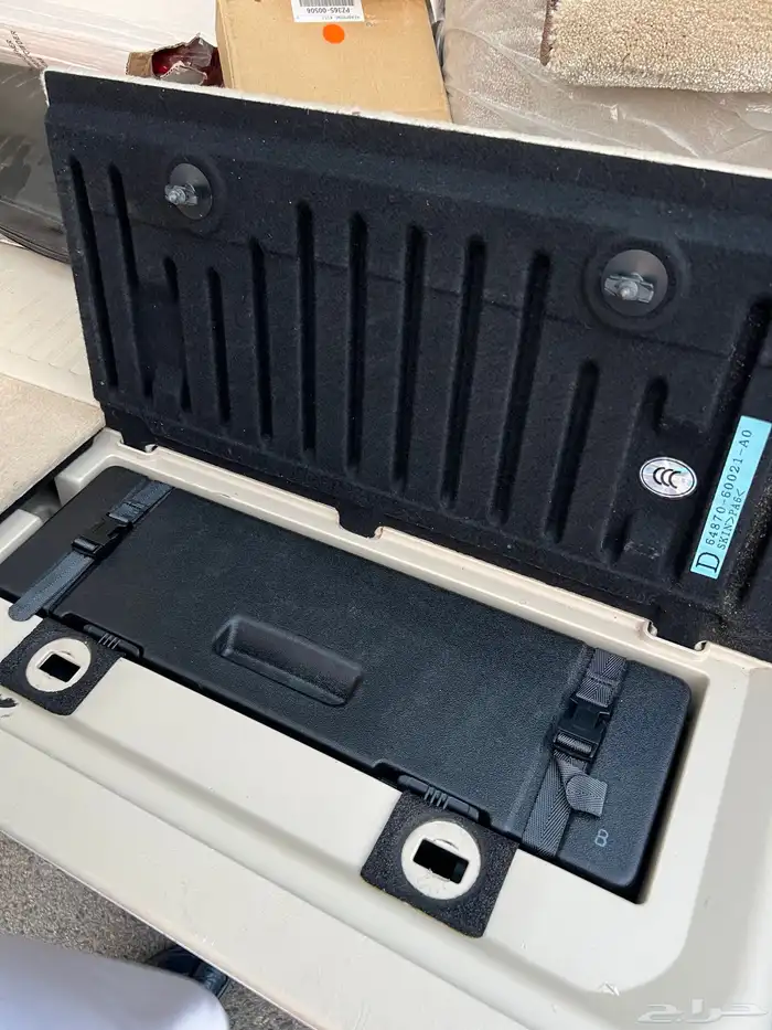 للبيع جيب لكزس LX 570 2014 S شبه الجديد 85