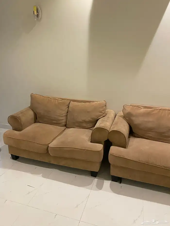 يوجد اثاث كنب هوم سنتر بحاله جيده و دولاب اطفال لبيع بريدة 6