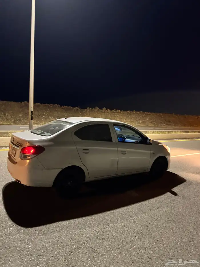 ميستوبيشي تراج 2