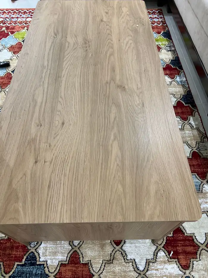 طاولة للبيع 3