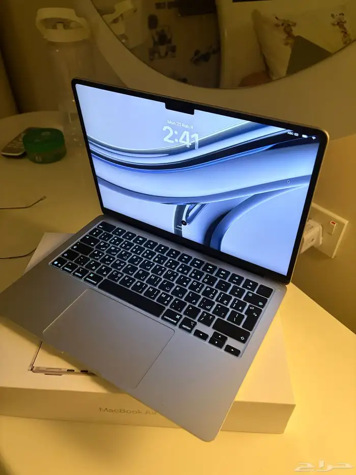 ماك بوك اير m4 0