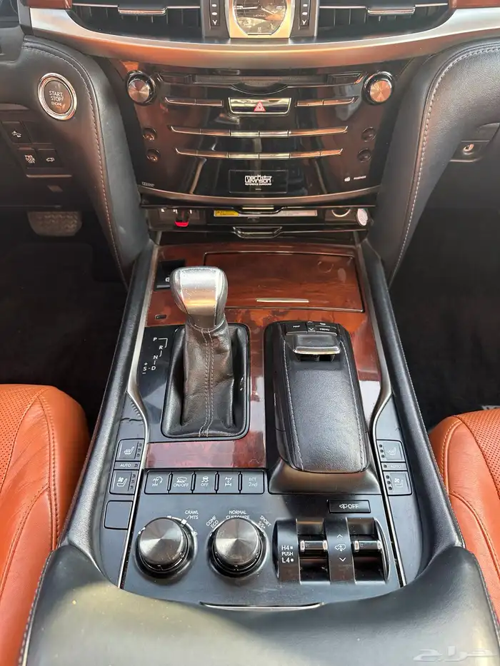 جيب لكزس اسود 2016 16