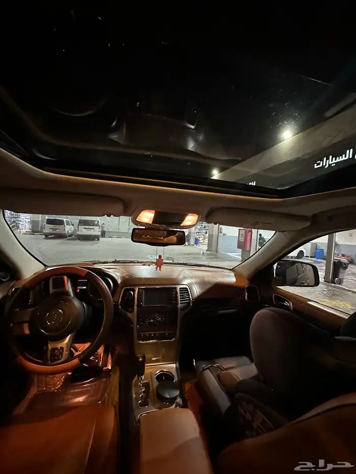 جيب جراند شيروكي اوفرلاند 2013 v8 5.7 للبيع 17