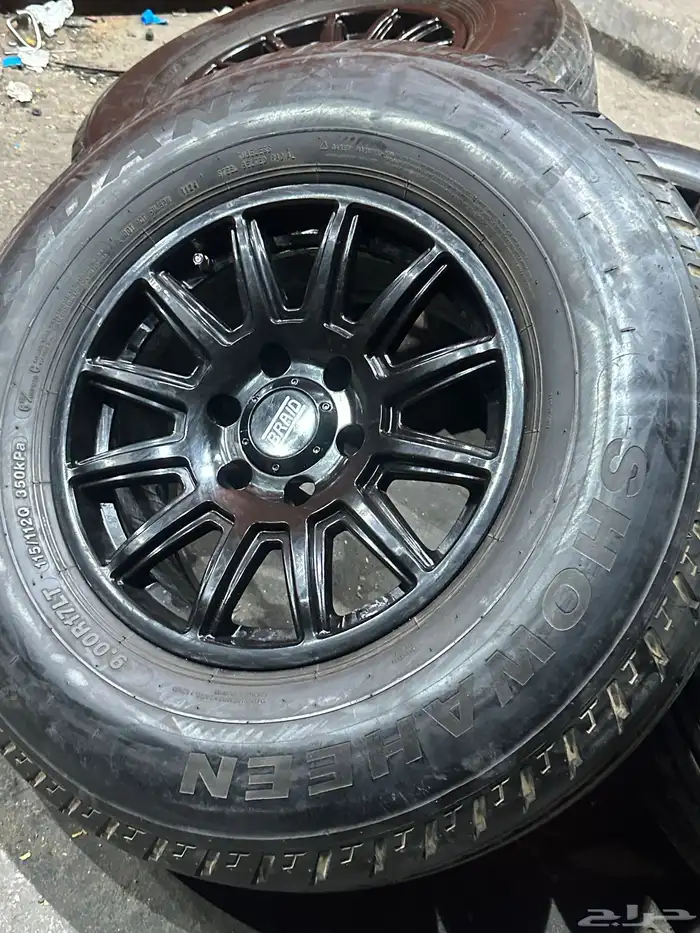 كفرات شاهين ريدنز مع جنوط برايد 6 مسمار مقاس 17 33