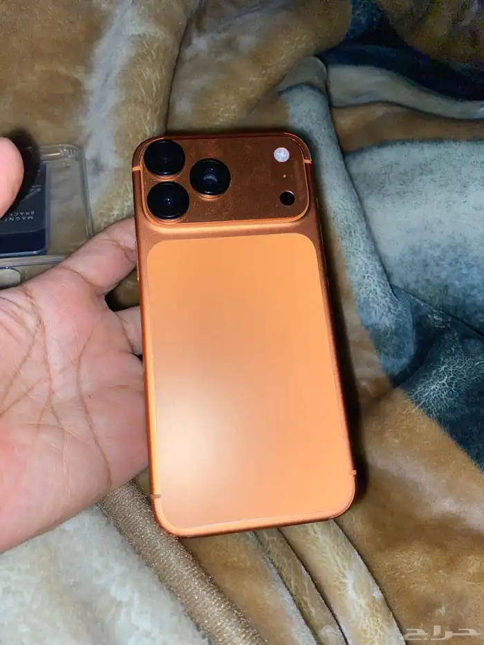 ايفون برو مكس 17 1