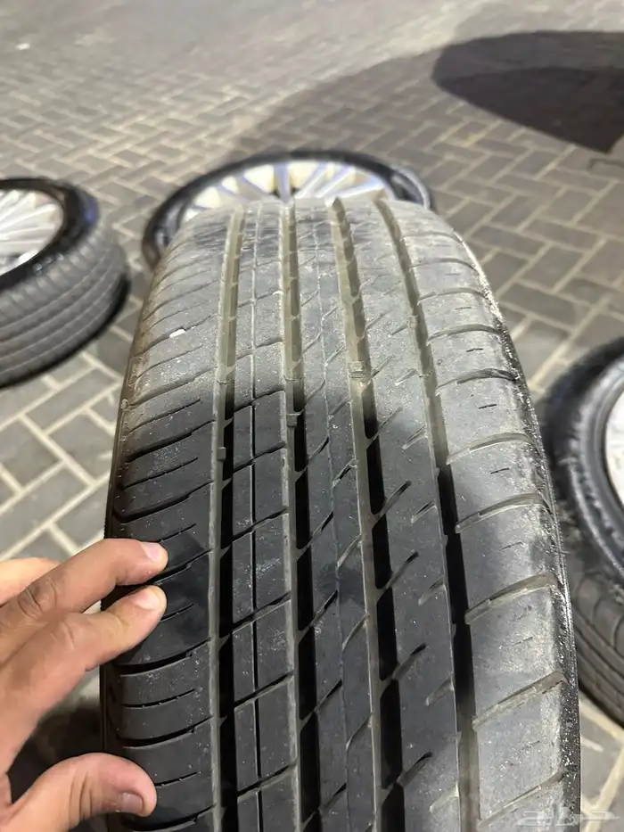 جنوط كامري مقاس 17 مع حوراتهم جدد فوق نص العمر جنوط وكاله 1