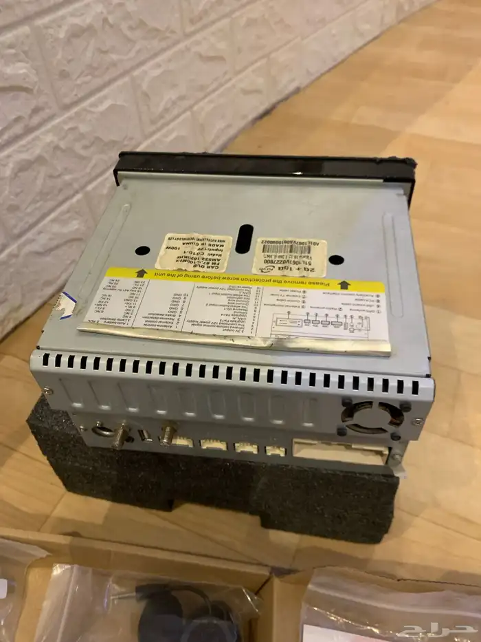 شاشه فورد كراون فكتوريا 1