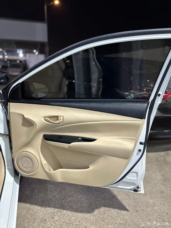 تويوتا يارس 2022 فل وكالة 23