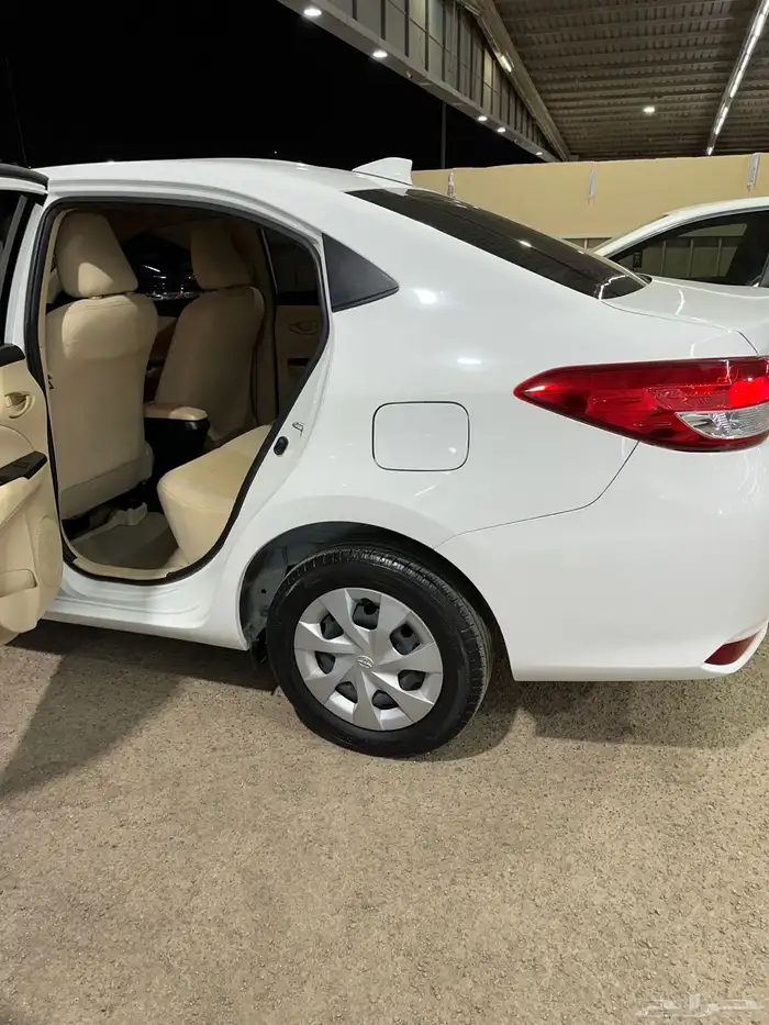 تويوتا يارس 2022 فل وكالة 7