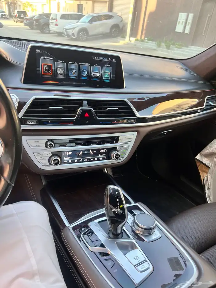 بي ام 740LI وارد الناغي 23