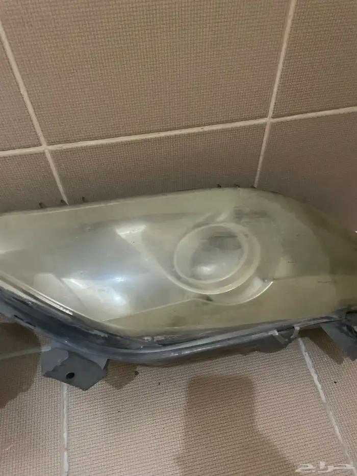 شمعات كامري 2011 للبيع 0