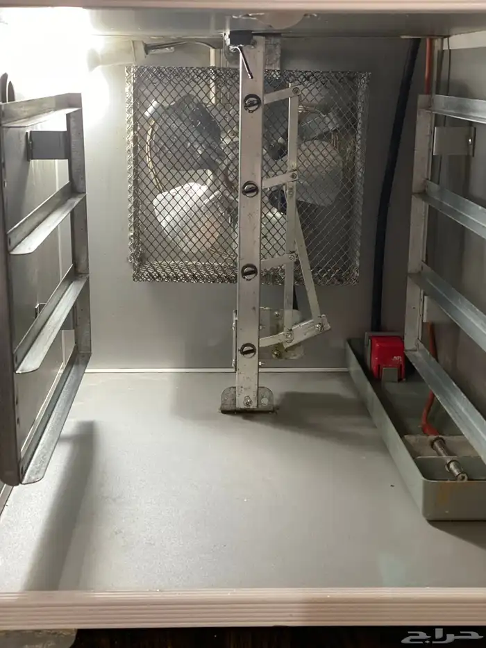 فقاسة ماركة فيم FIEM الإيطالية العالمية 5