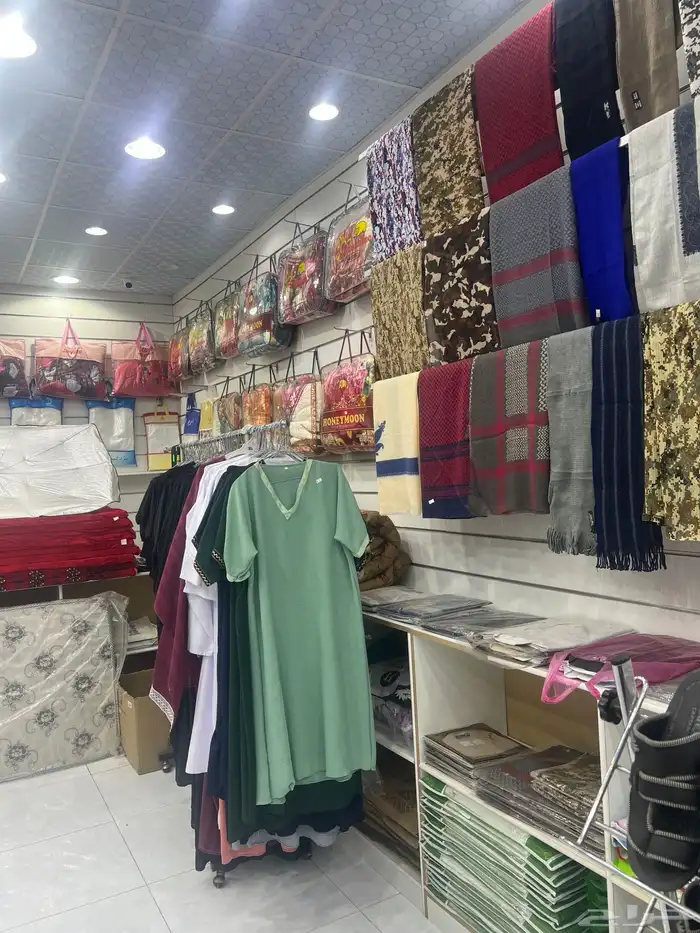فرصة ذهبية للتقبيل محل احرامات وتشكيلات 3