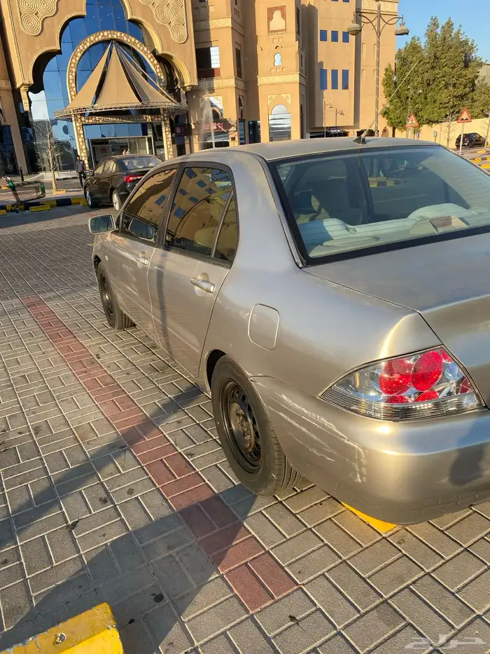 لانسر 2007 3