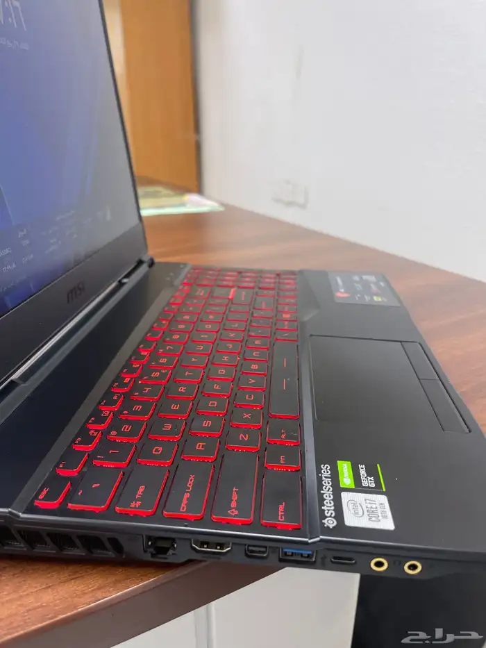 لابتوب قيمنق msi 4