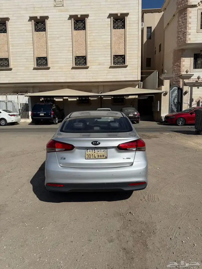 كيا سيراتو 2018 ديزل 3