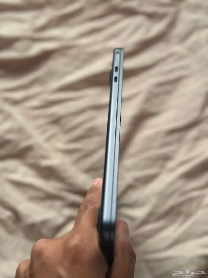 ماك بوك 13 انش شريحة M3 2