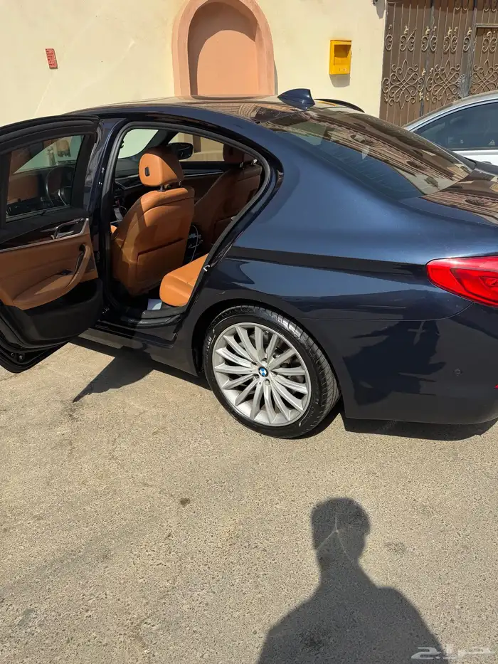 BMW 2018 540i 6