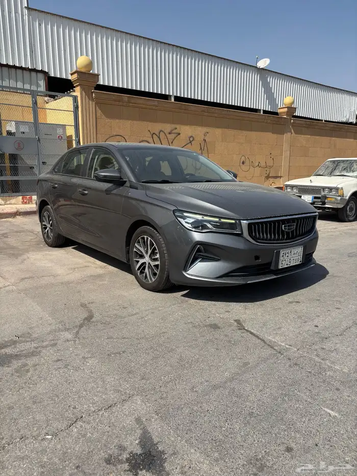 جيلي ام جراند 2023 2