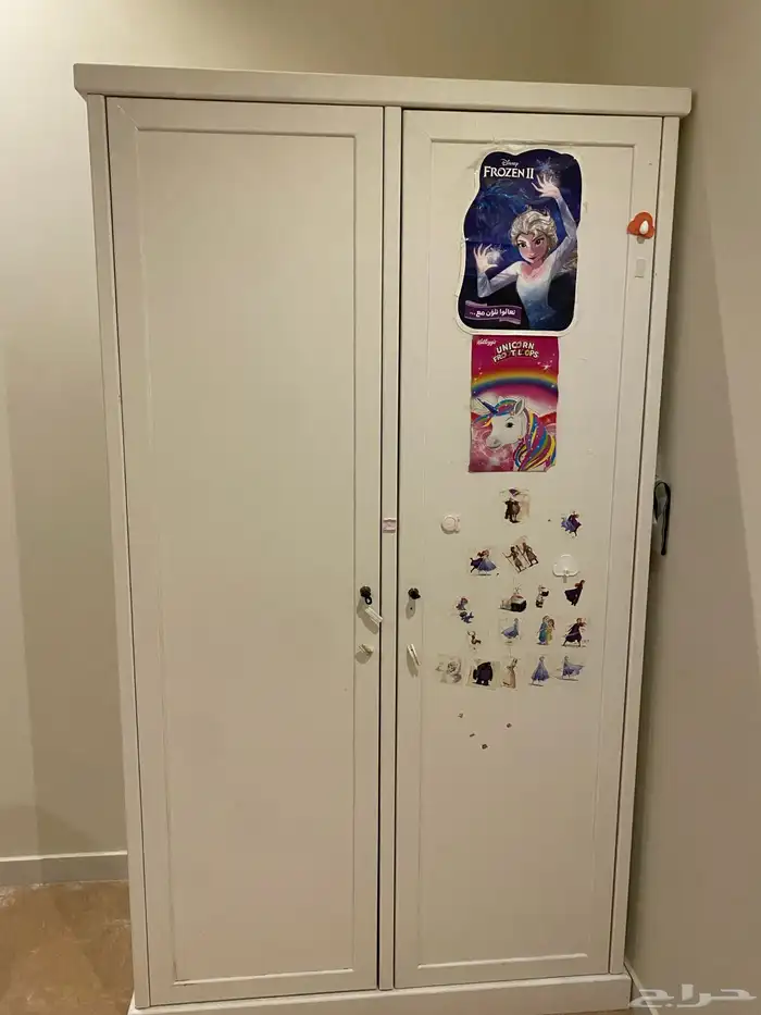 يوجد اثاث كنب هوم سنتر بحاله جيده و دولاب اطفال لبيع بريدة 5