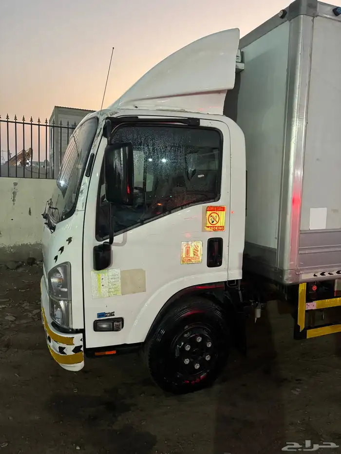 للإيجار دينه تبريد ايسوزو 2016 For Rent ISUZU 1