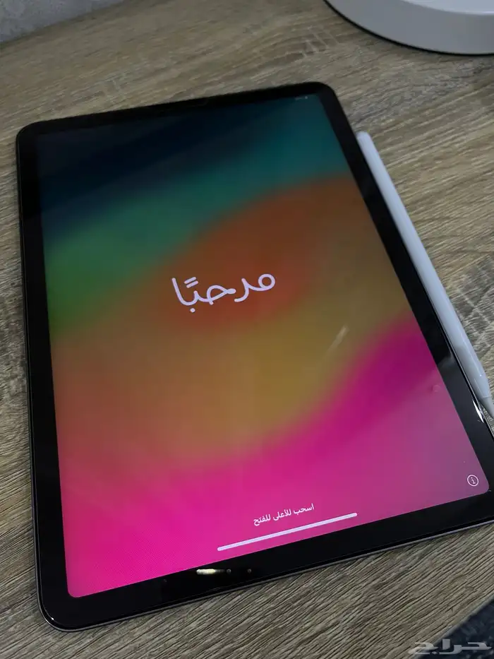 للبيع iPad Air 4 - سعة 256GB 1