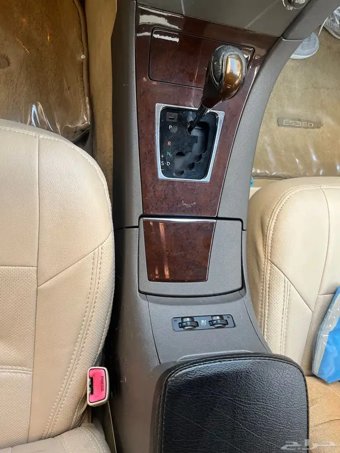 لكزس 2011 es للبيع 10