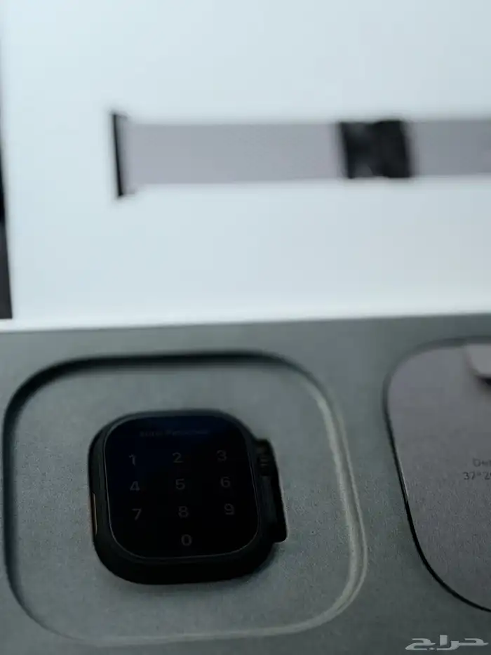 ساعة ابل ألترا 3 ستينلس 8