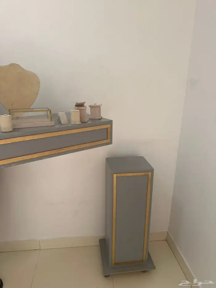 عربة زواج للبيع نظيفه بااغراضها 2