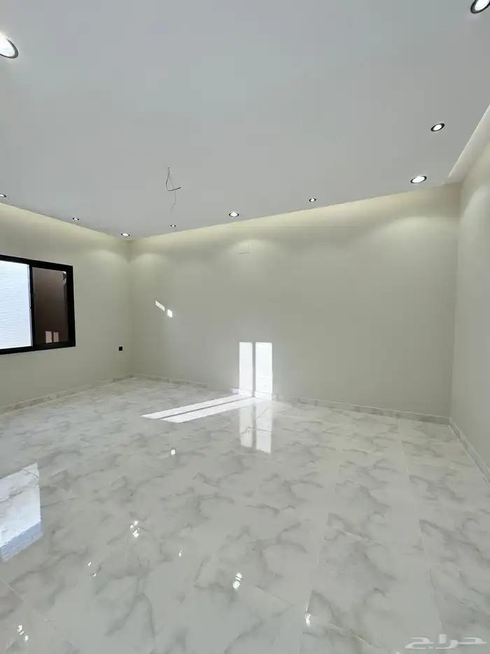 للبيع فلة شمال الخميس موقع مميز جوار مسجد والخدمات 7