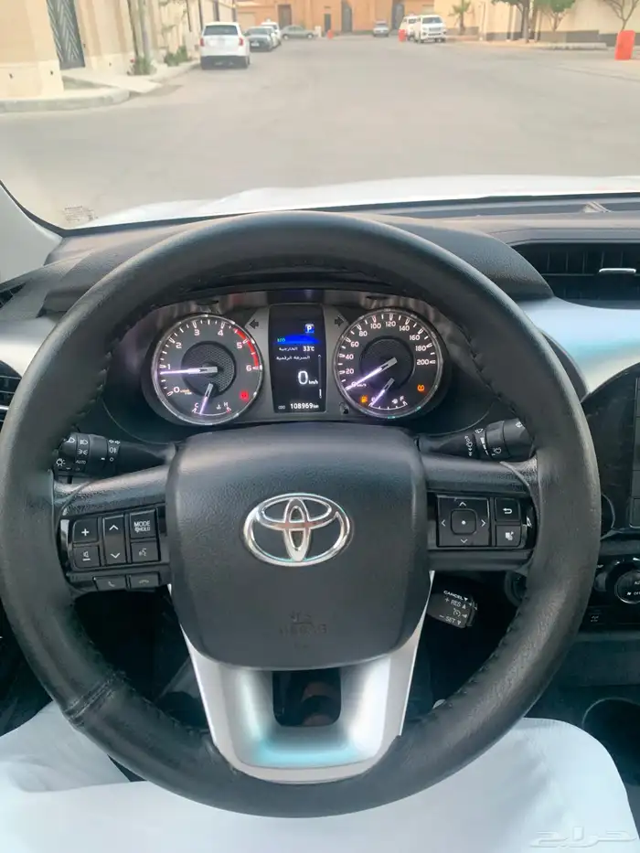 هايلوكس دبل ديزل جحم 2400 شرط 18