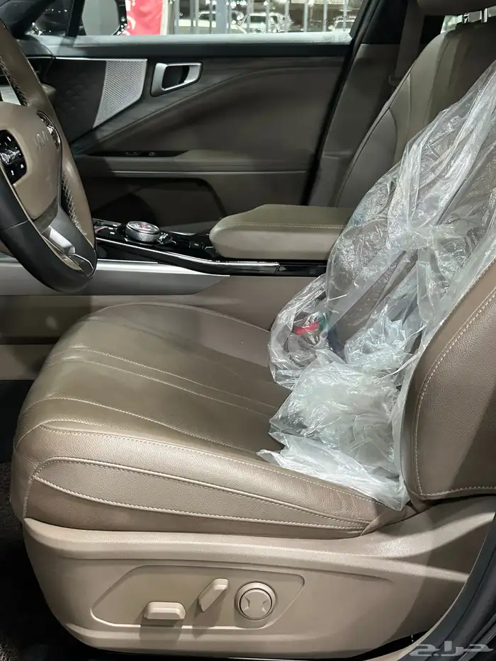 كيا K8 نص فل 2022 اسود لدى معرض(عبيد الرشيدي) 21