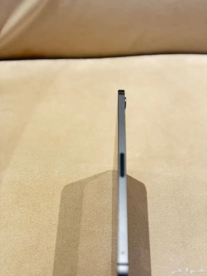 ايباد الجيل السادس 256G شريحة اتصال sim 1