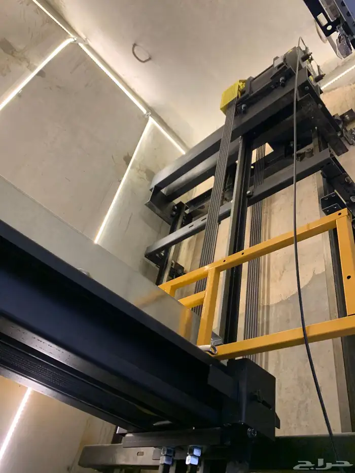 صيانه اعطال برمجه المصاعد والسلالم الكهربائية 1