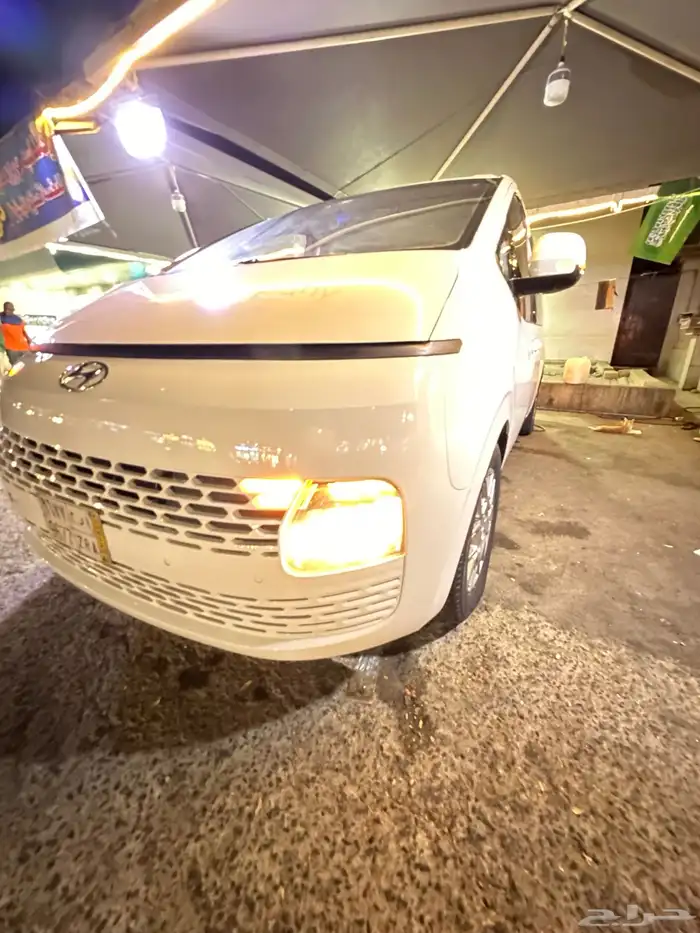 ستاريا2022 بنزين V6 3.5L 0