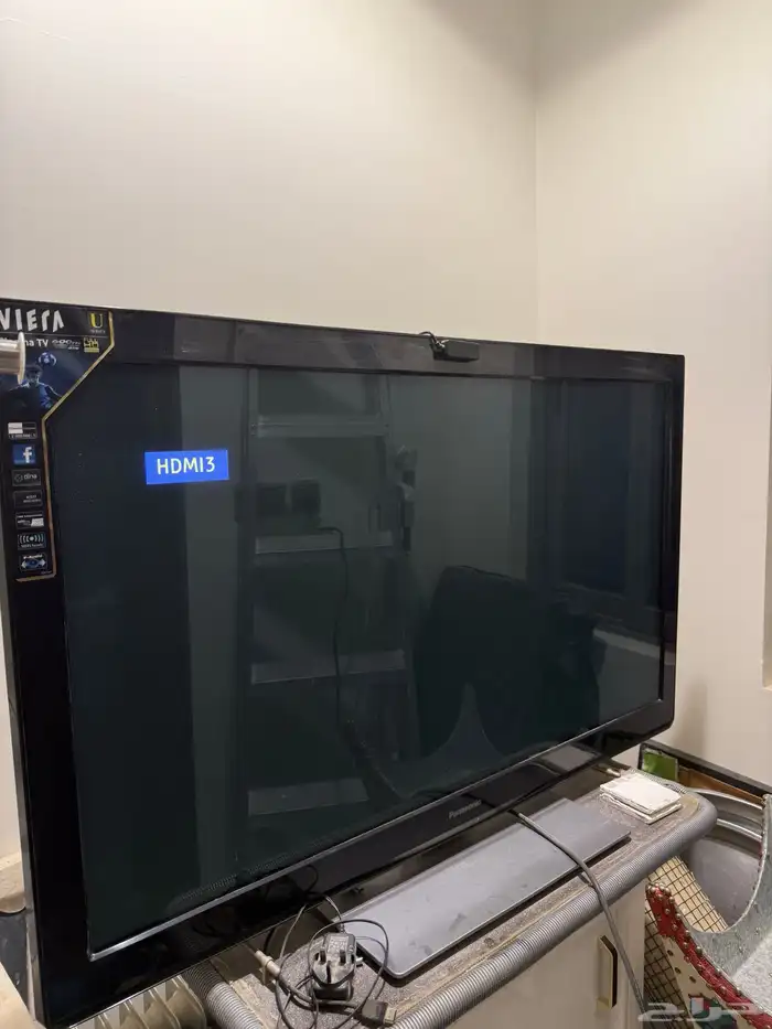 شاشة Panasonic نظيفة للبيع استخدام قليل 1