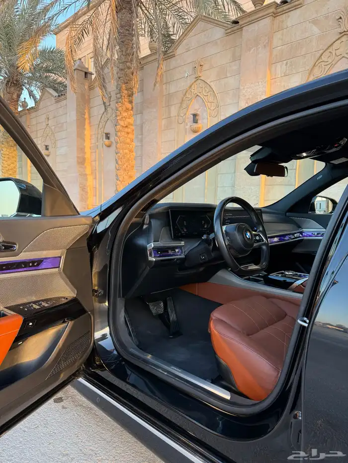 بي ام دبليو 735Liناغي فل كامل اسود بسعر مناسب 2023 16
