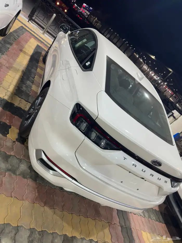 فورد تورس امبيانتي استندر 2026 ابيض اسود الناغي 6